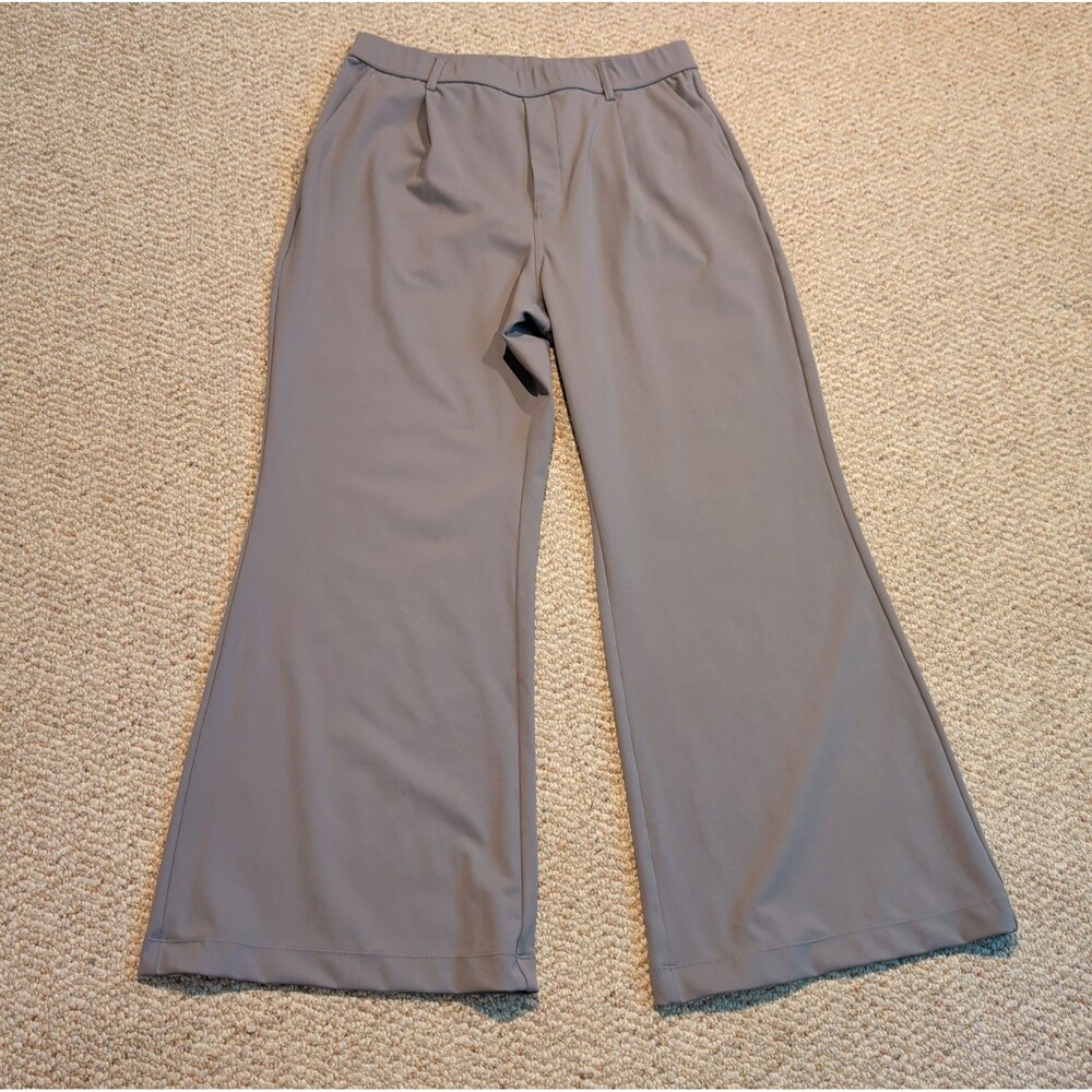 Halara Flex™ DayStretch High Waisted Pocket Straight Leg Work Pants LP Gray